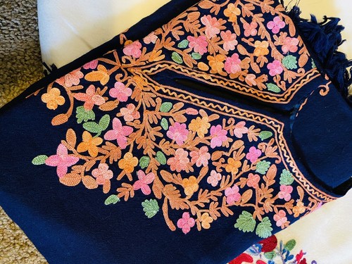 Poncho con ricamo floreale - , a